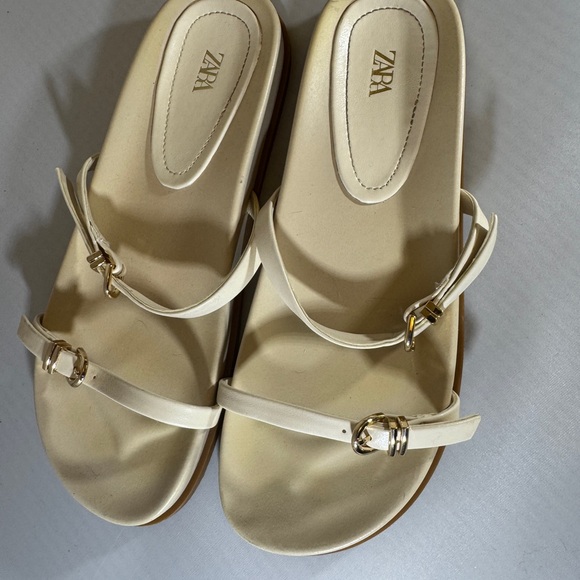 ZARA Women's Beige Buckle Slide Buckle Comfort Straps Sandals Size 38 Minimalist - Picture 3 of 9